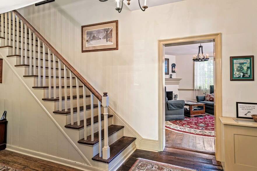 More Photos Of 803 S Main St, Winston-Salem Hospitality For Sale