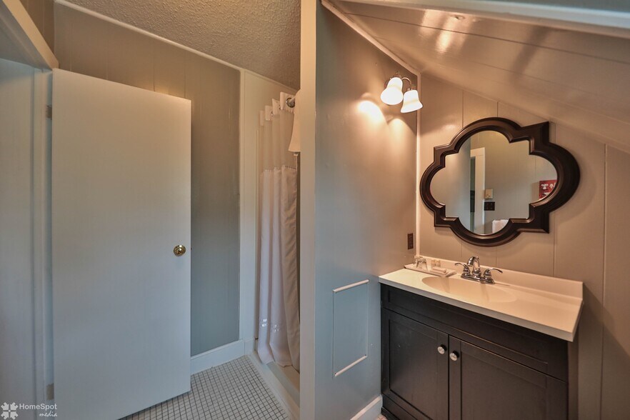 More Photos Of 2468 Route 390, Canadensis Hospitality For Sale