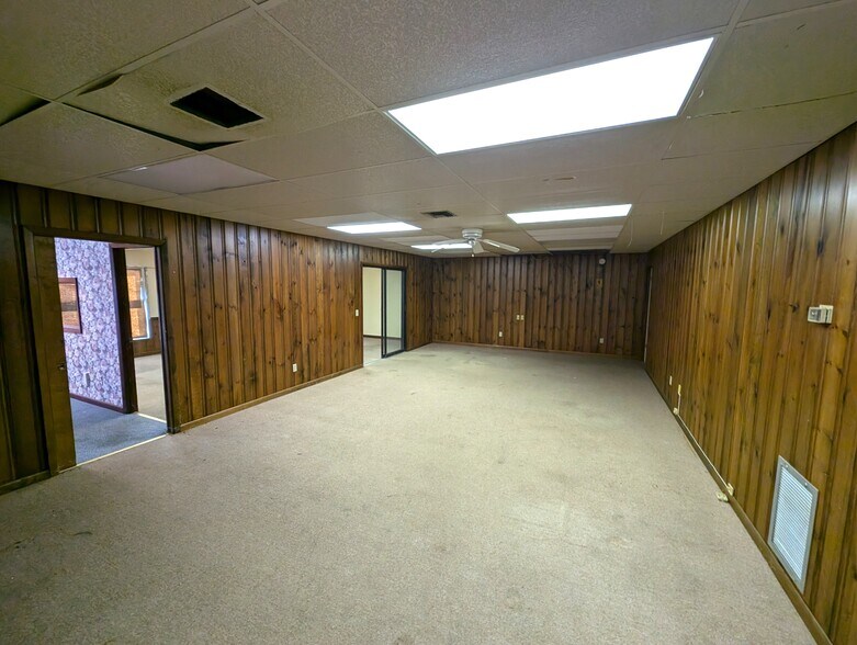 More Photos Of 760-790 15th Pl, Vero Beach Light Manufacturing For Sale