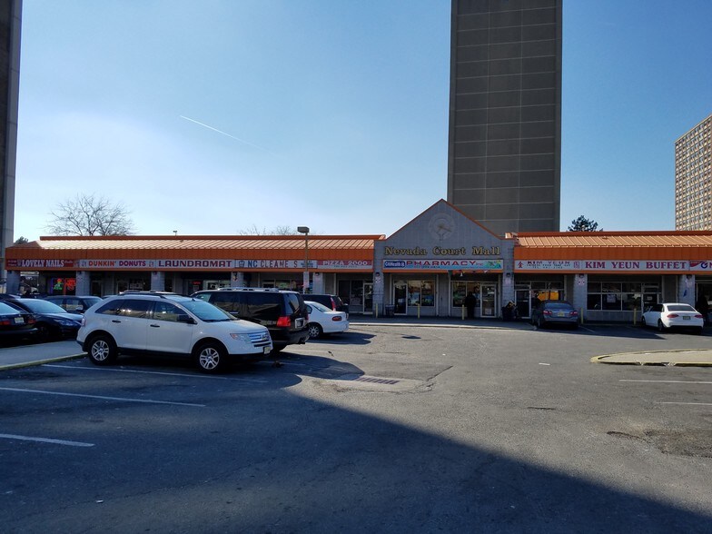 More Photos Of 25-33 Court St, Newark Freestanding For Lease