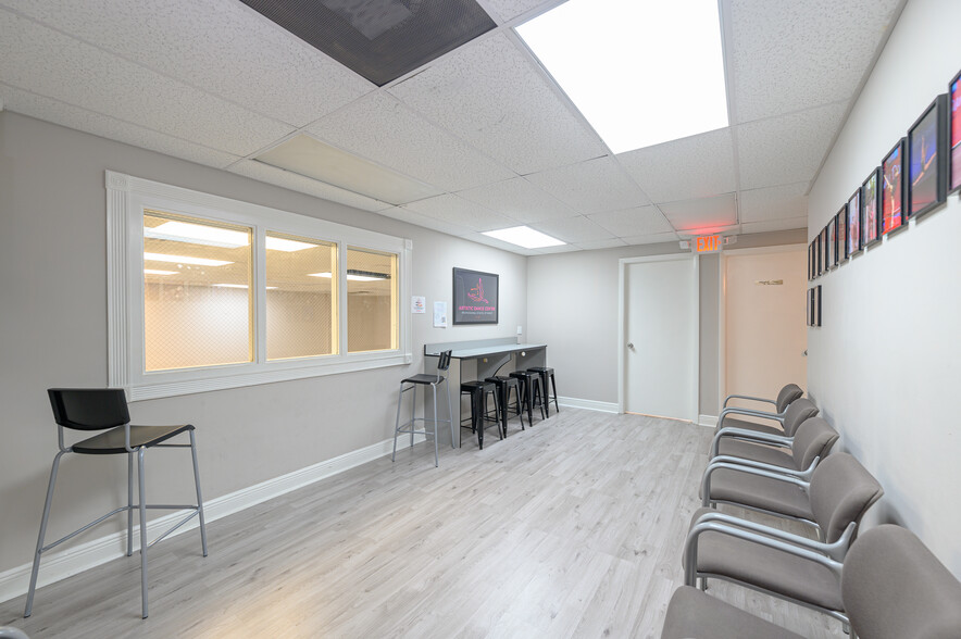 More Photos Of 10181 NW 58th St, Miami Warehouse For Lease