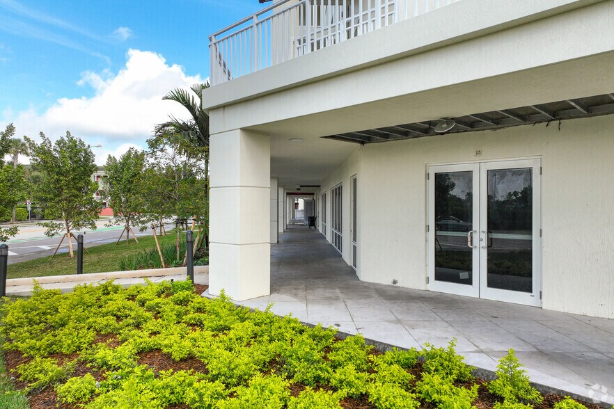 More Photos Of 11150 Northwest 82nd St, Doral Apartments For Lease