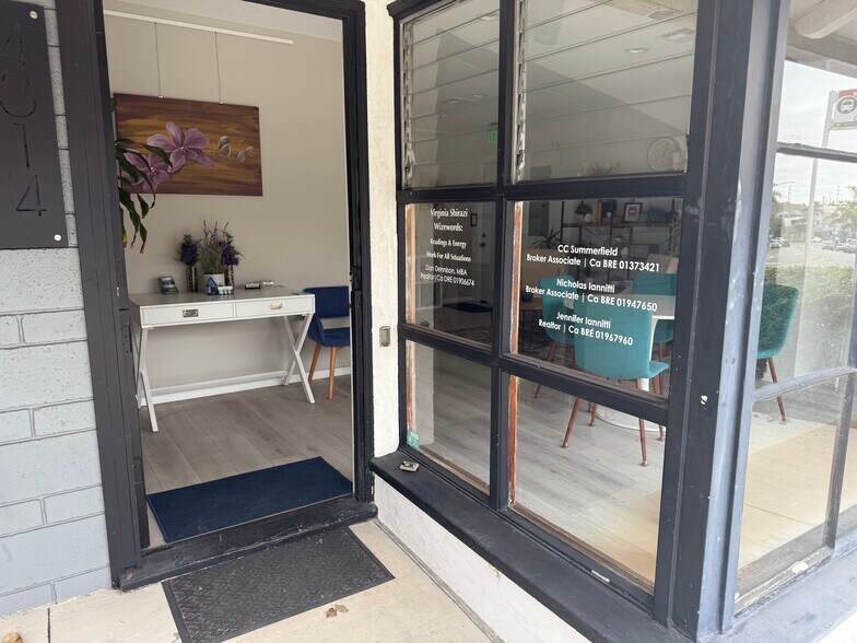 More Photos Of 4312-4320 Voltaire St, San Diego Storefront Retail Office For Lease