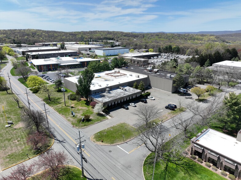 More Photos Of 133 Bauer Dr, Oakland Warehouse For Sale