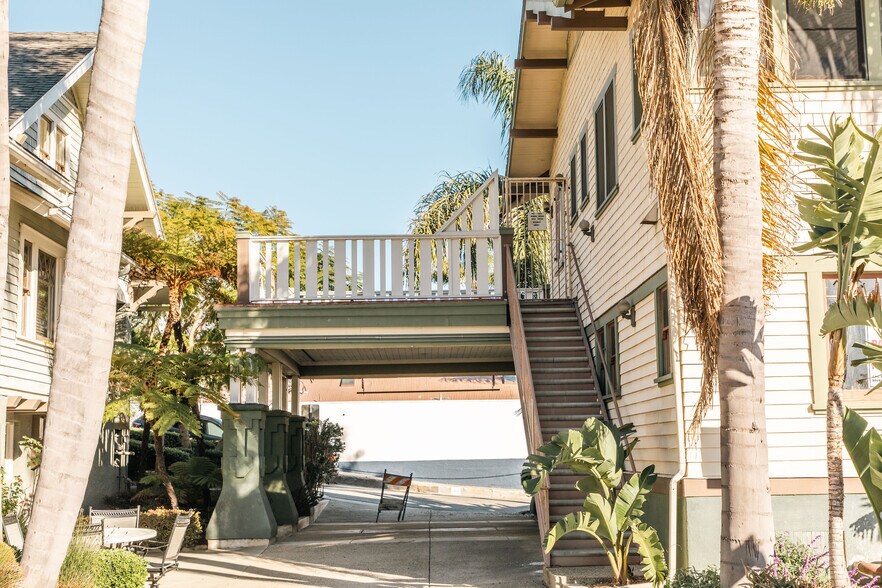 More Photos Of 71 N Palm St, Ventura Restaurant For Lease