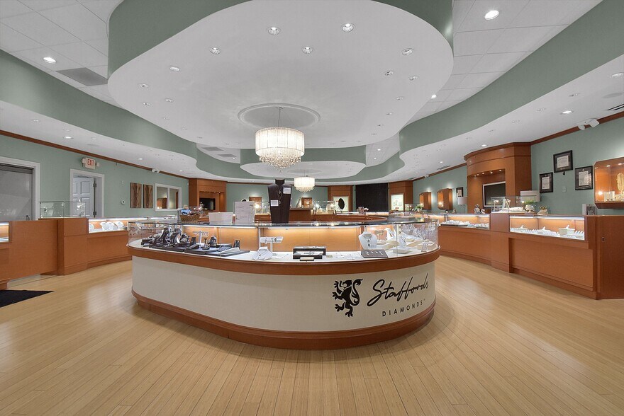 More Photos Of 2555 Miamisburg-Centerville Rd, Dayton Freestanding For Sale