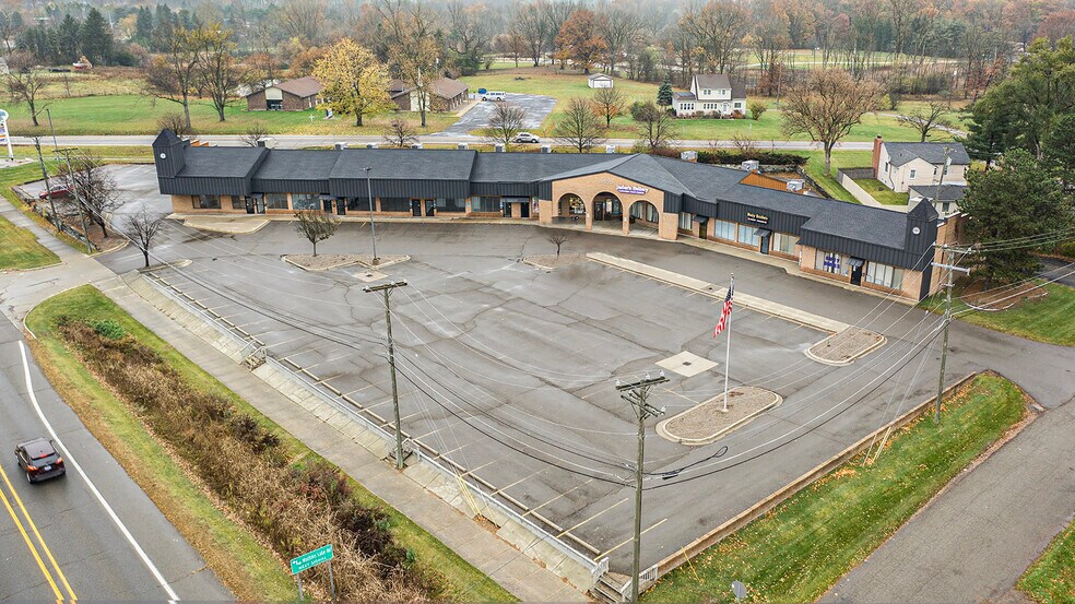 More Photos Of 1400 Scott Lake Rd, Waterford Office For Lease