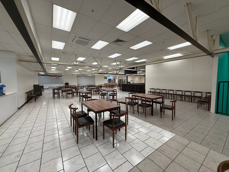 More Photos Of 711 Keeaumoku St, Honolulu Freestanding For Lease