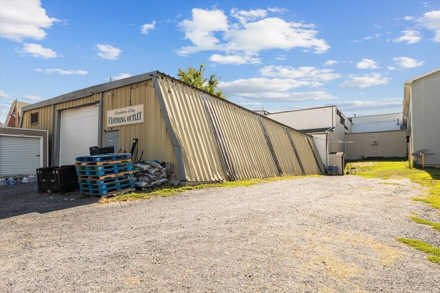 More Photos Of 5307 Main St, Stephens City General Retail For Sale