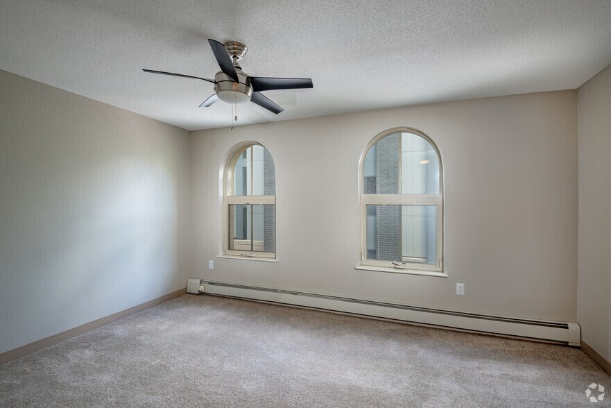 More Photos Of 234 W Main St, Waukesha Apartments For Lease