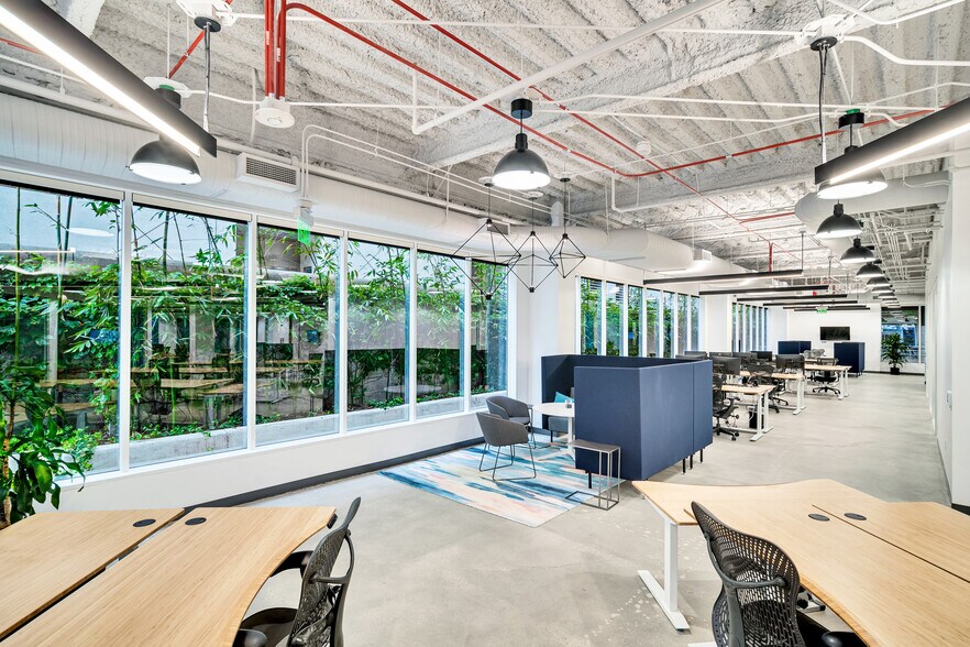 More Photos Of 345 N Maple Dr, Beverly Hills Office For Lease