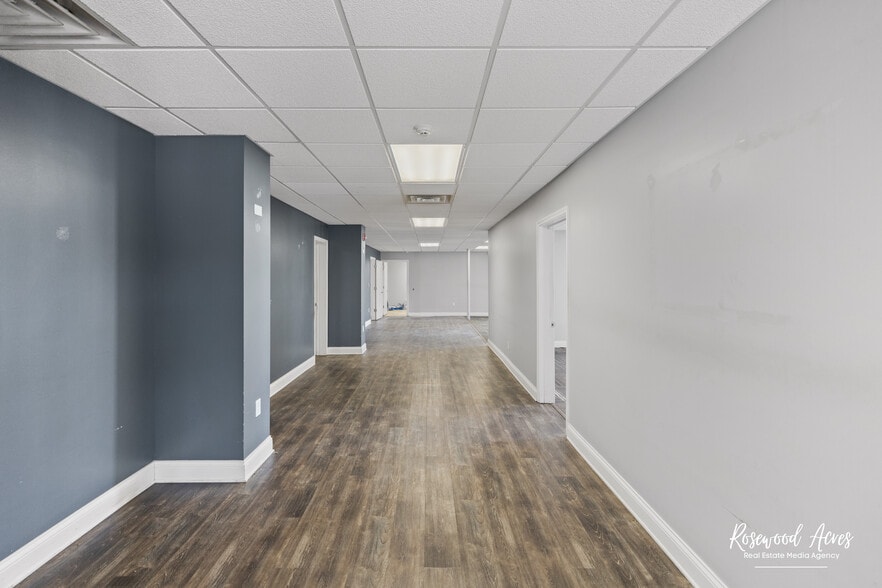 More Photos Of 124 E River St, Momence Warehouse For Sale