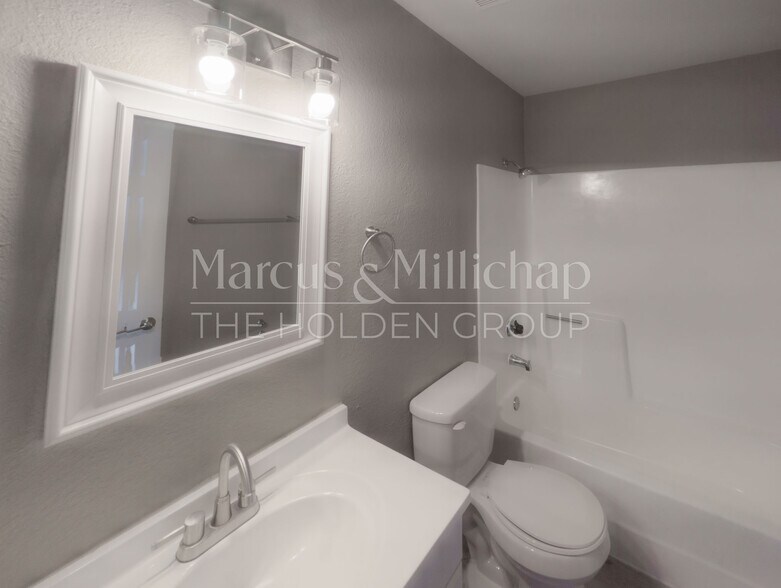 More Photos Of 1701 N Rancho Dr, Las Vegas Apartments For Sale