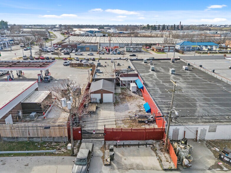 More Photos Of 1415-1419 Leestown Rd, Lexington General Retail For Sale