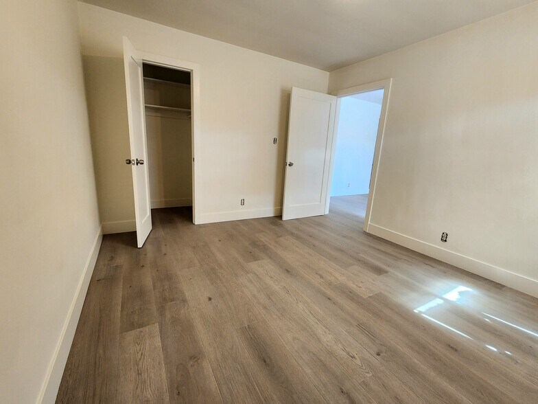 More Photos Of 1511 Pontius Ave, Los Angeles Office For Lease