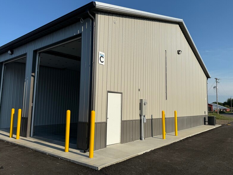 More Photos Of 607 S Olive St, Arcadia Land For Lease