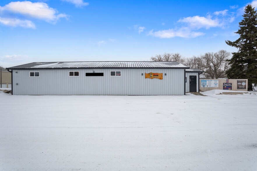 More Photos Of 220 Main St, Butte Restaurant For Sale