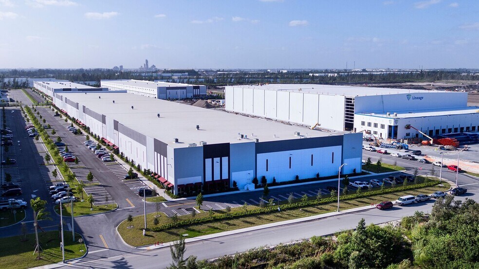 Primary Photo Of 3870 W 108 St, Hialeah Distribution For Lease