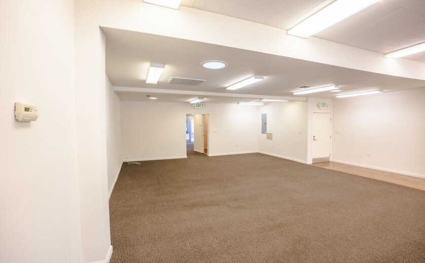More Photos Of 821 W El Camino Real, Mountain View Flex For Sale