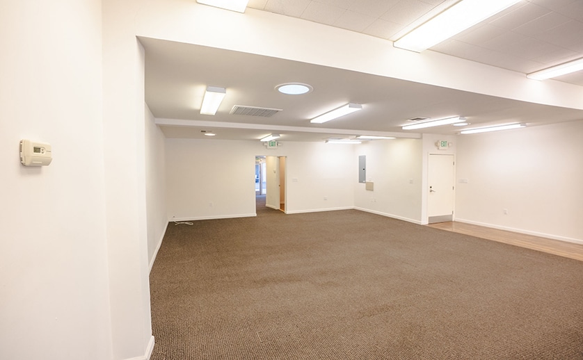 More Photos Of 821 W El Camino Real, Mountain View Storefront For Sale