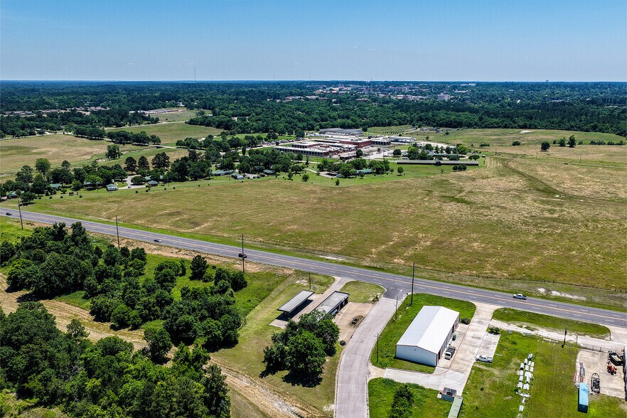 More Photos Of 1902 American Legion dr, Huntsville Specialty For Sale