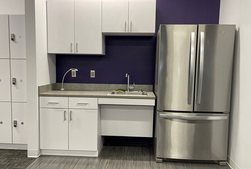 More Photos Of 401 E Market St, Charlottesville Office For Sale