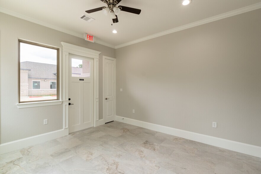 More Photos Of 12414 Spring Cypress Rd, Tomball Medical For Sale