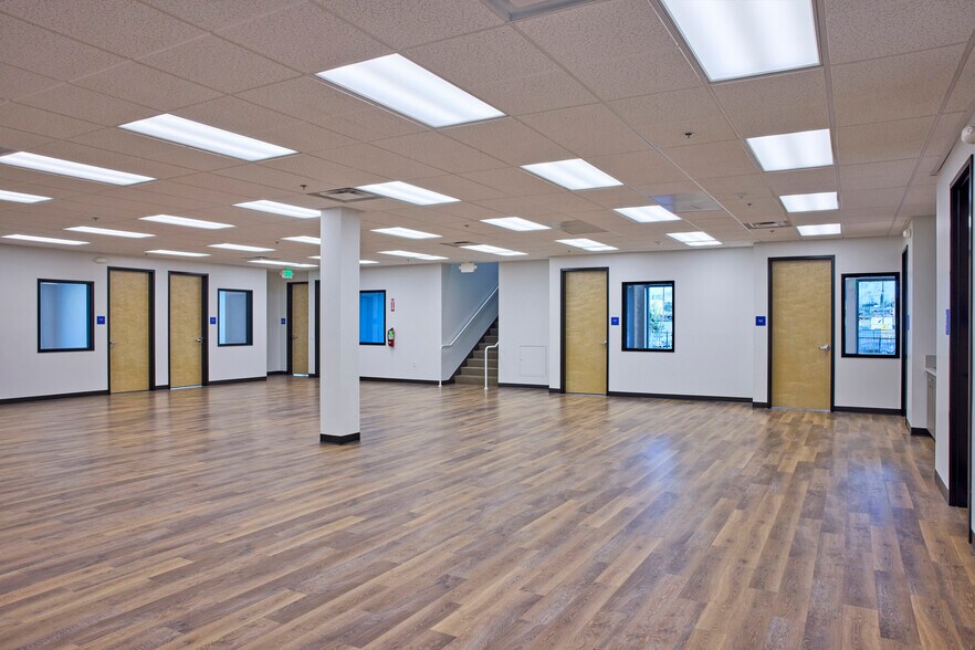 More Photos Of 3270 E Washington Blvd, Los Angeles Warehouse For Sale