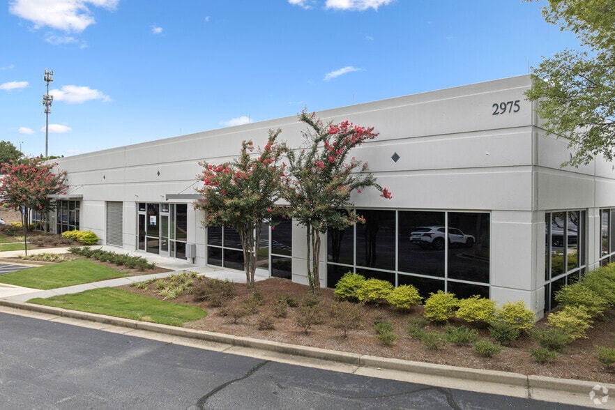 Primary Photo Of 2975 Breckinridge Blvd, Duluth Industrial For Lease