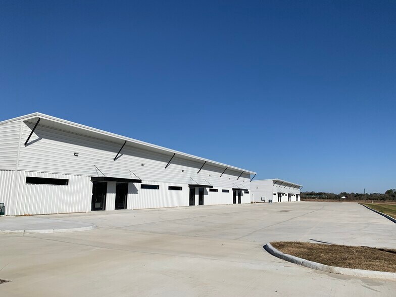 More Photos Of 18101 Cypress Rosehill Rd, Cypress Unknown For Lease