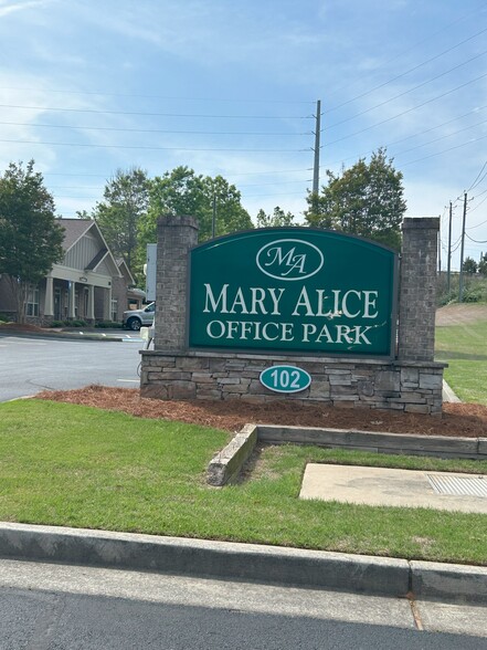 Primary Photo Of 102 Mary Alice Park Rd, Cumming Office For Lease