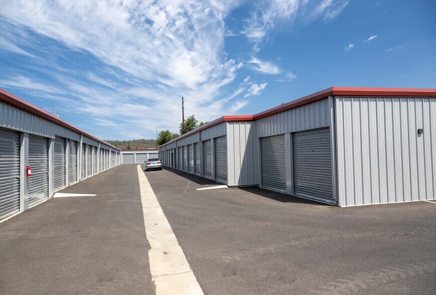 More Photos Of 3445 Coach Ln, Cameron Park Self Storage For Sale