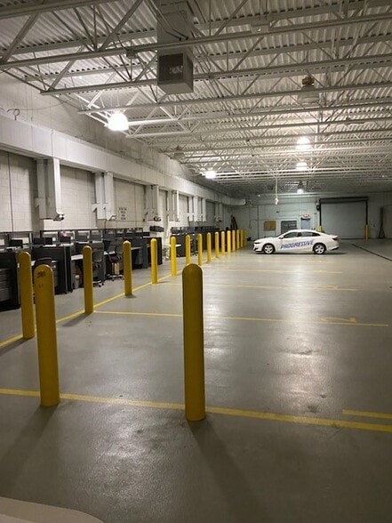 More Photos Of 3710 W Commercial Blvd, Tamarac Light Distribution For Sale