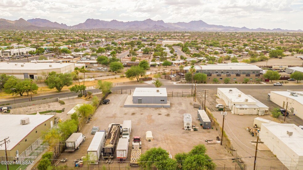 Primary Photo Of 2450 N Jackrabbit Ave, Tucson Distribution For Sale