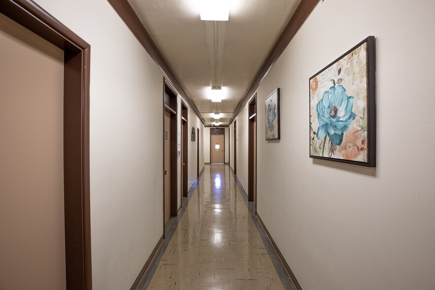 More Photos Of 340 Central Ave, Coos Bay Medical For Lease