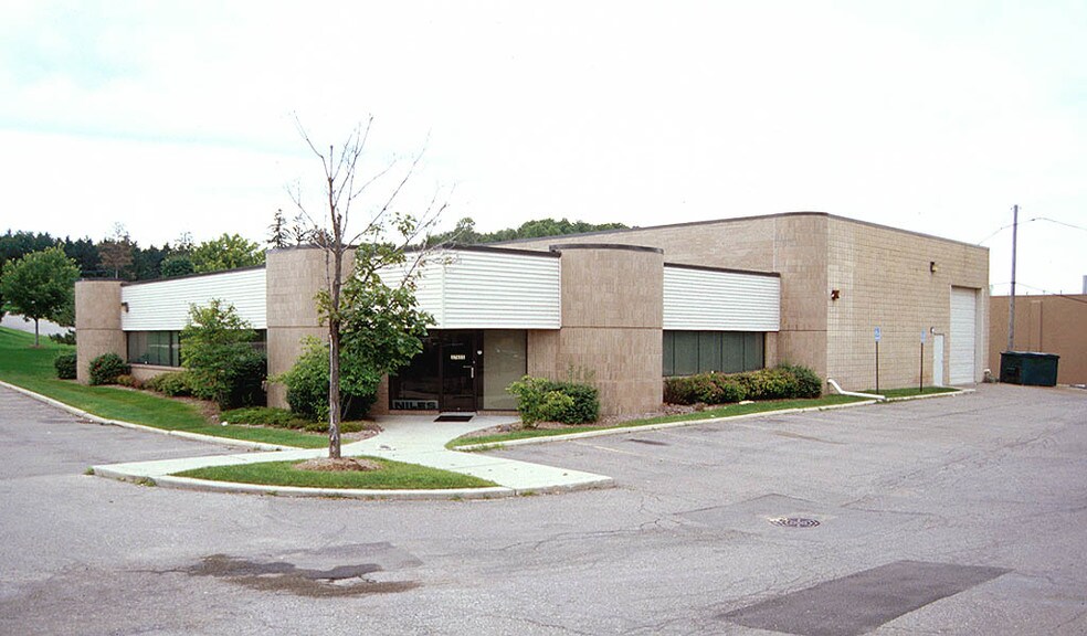 More Photos Of 37655 Interchange Drive, Farmington Hills Light Manufacturing For Lease