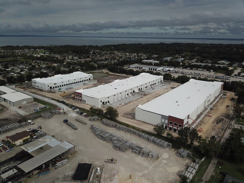 More Photos Of 603 Hennis Rd, Winter Garden Unknown For Lease