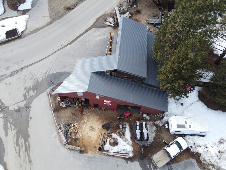 More Photos Of 522 S Middlefork Rd, Garden Valley General Retail For Sale