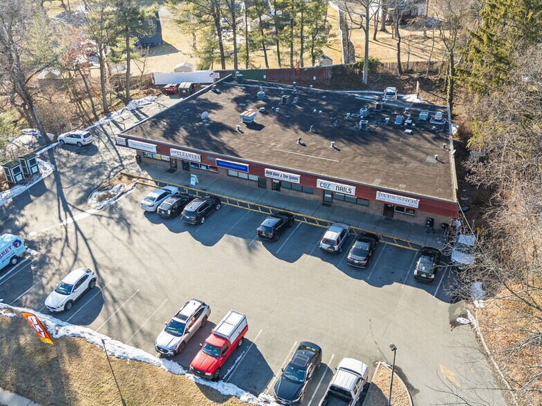 More Photos Of 362-374 Western Hwy, Tappan Freestanding For Lease