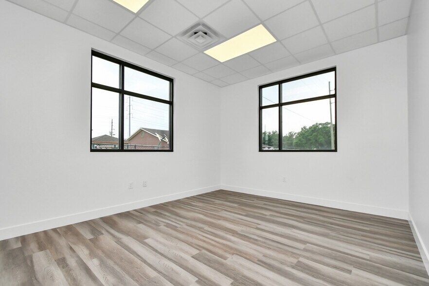 More Photos Of 4807 Sugar Grove Blvd, Stafford Medical For Sale