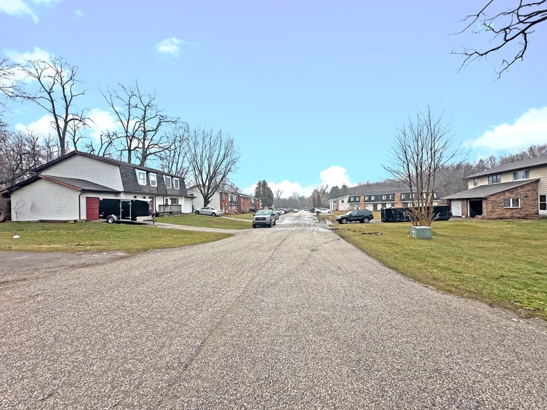 More Photos Of 5056 N Pawnee Trl, La Porte Apartments For Sale