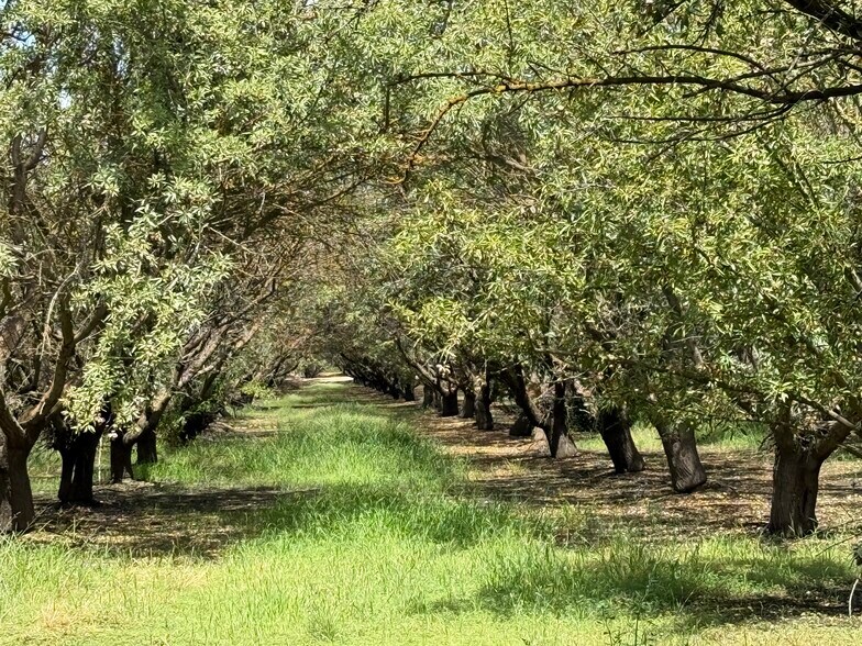 More Photos Of 5820 Yosemite Blvd, Modesto Land For Sale