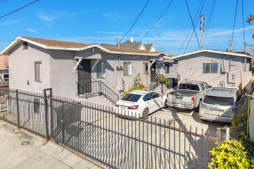 More Photos Of 2440 Wabash Ave, Los Angeles Apartments For Sale