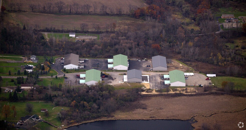 More Photos Of 11220-11230 Lemen Rd, Whitmore Lake Warehouse For Lease