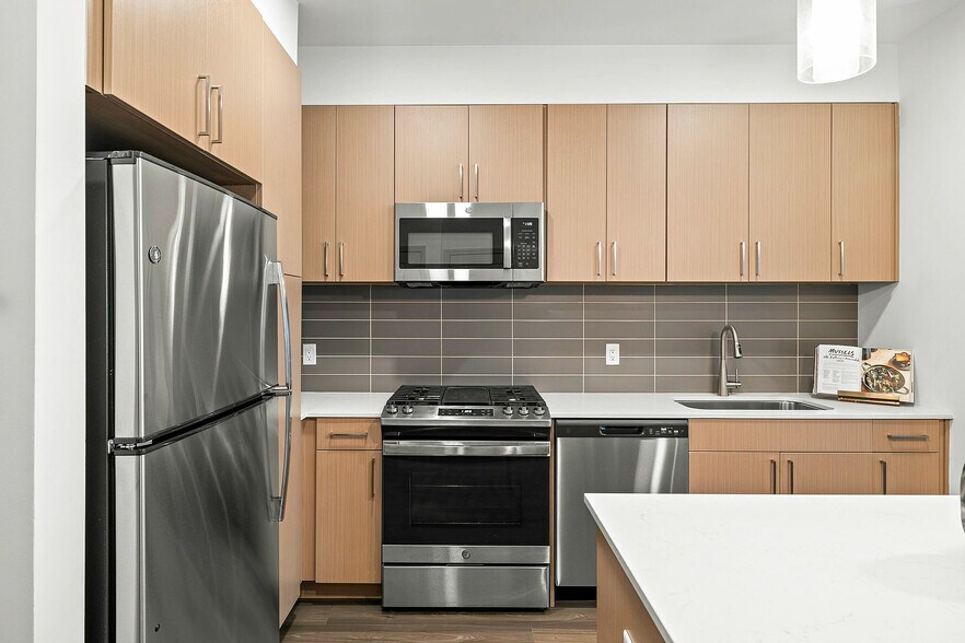 More Photos Of 630-673 Chapel St, New Haven Apartments For Lease