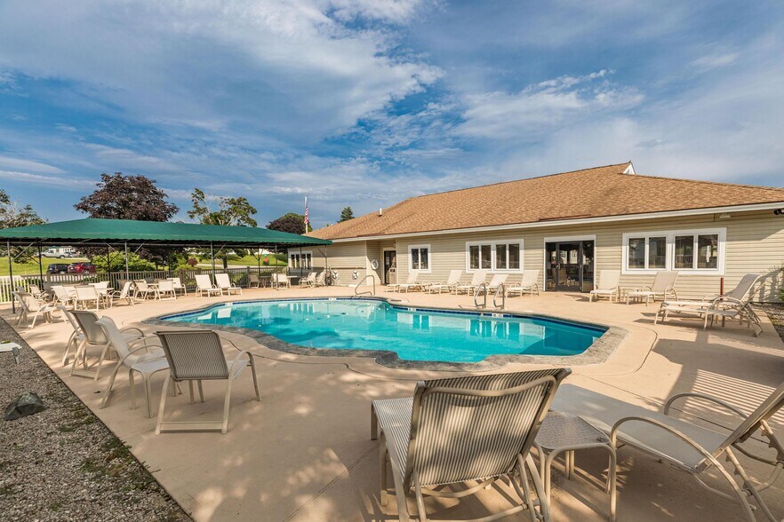 More Photos Of 11 Tamarack Lane -1, Rochester Manufactured Housing Mobile Home Park For Sale