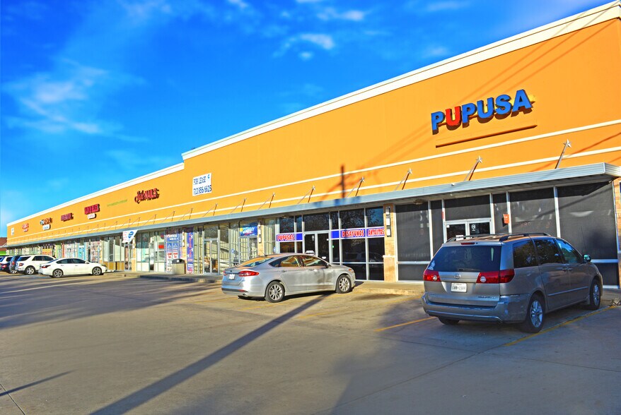 Primary Photo Of 7909 Hillcroft St, Houston Unknown For Lease