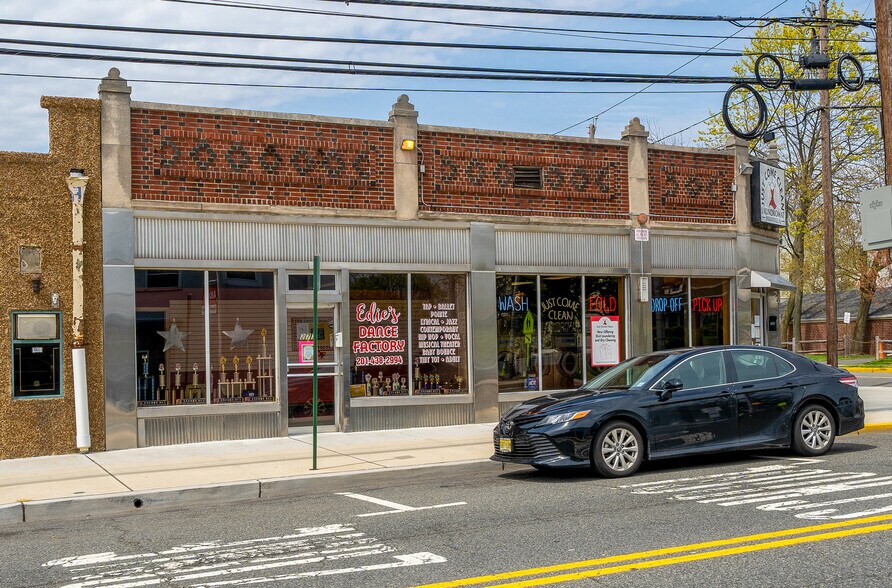 More Photos Of 277 Hackensack Ave, Wood-Ridge Freestanding For Sale