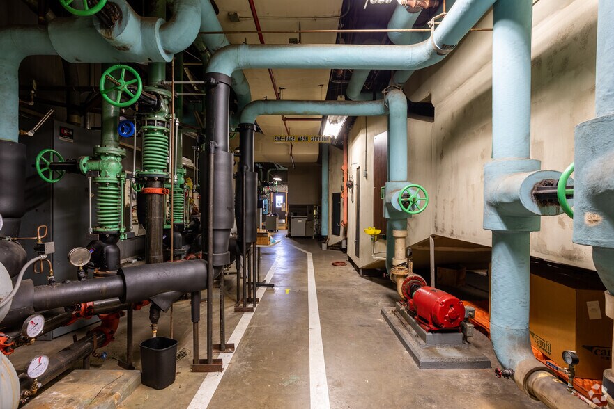 More Photos Of 221 Oriskany St E, Utica Office For Lease