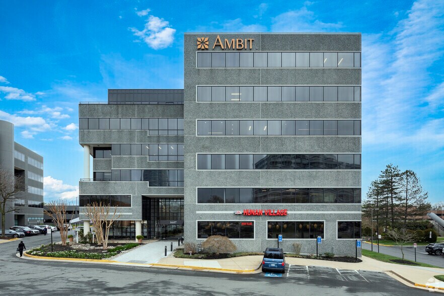 More Photos Of 8607 Westwood Center Dr, Vienna Office For Lease